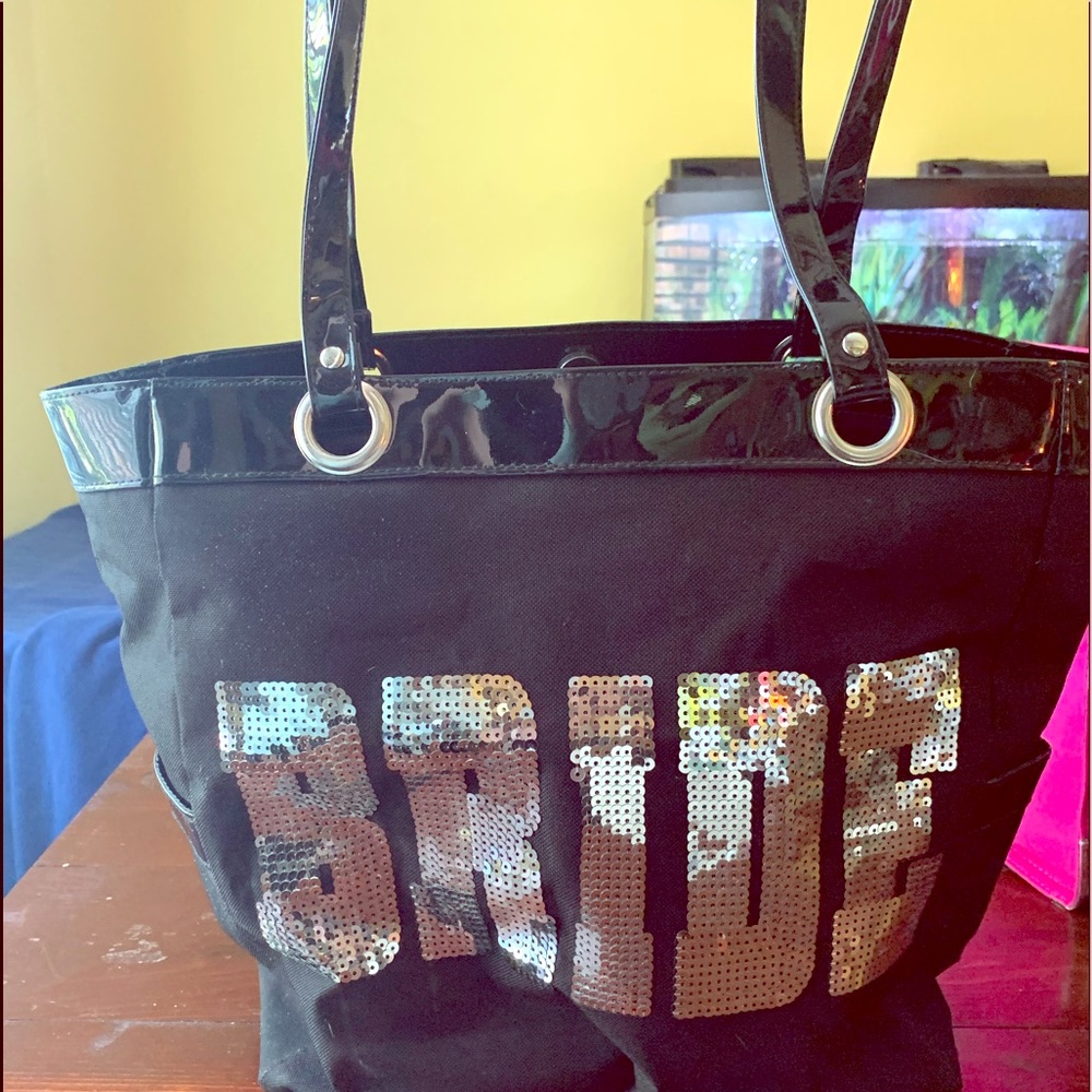 Bride 👰🏻 bag